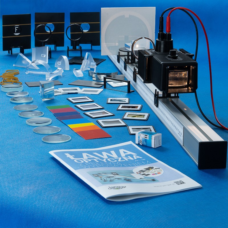 Fully equipped optical bench