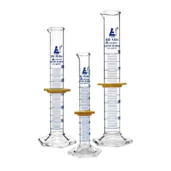 A set in foam: 3 boro measuring cylinders (10,25,50 ml)