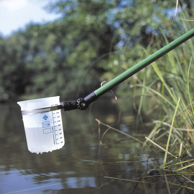 Chisel-chipper with clamp