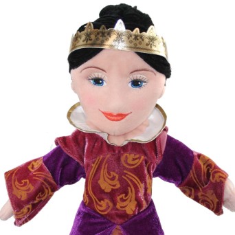 The queen, the big hand puppet