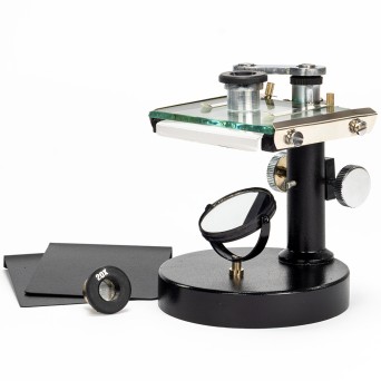 Microscopic viewer for preparations and preparations