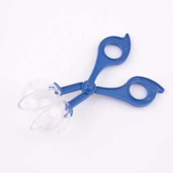 Insect catching pliers with ventilation holes