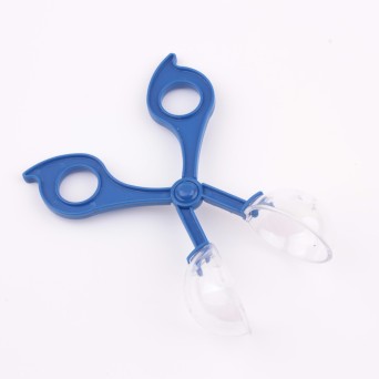 Insect catching pliers with ventilation holes