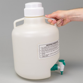 10L container with faucet