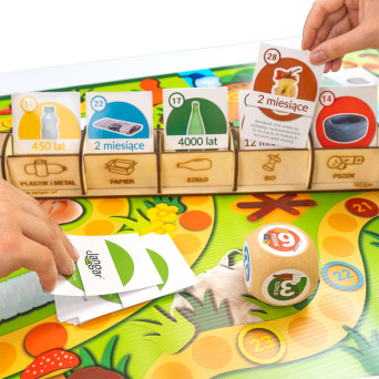 Educational game: We segregate waste and clean the forest
