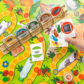 Educational game: We segregate waste and clean the forest