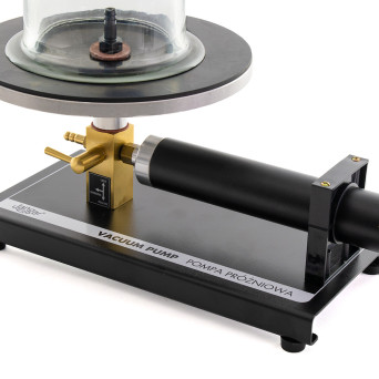 Vacuum bell with hand pump – Educational demonstration tool for classroom physics
